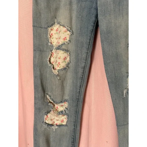 Judy Blue Skinny Jeans Womens 9/29 Distressed Floral Patch Y2K Cottagecore 34x28 - Picture 4 of 9